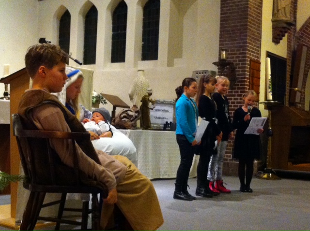 Foto’s kerstviering (6b/7b)